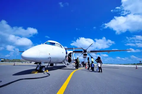 How to Bring More Liquids Onto a Flight? 4 Unusual Hacks
