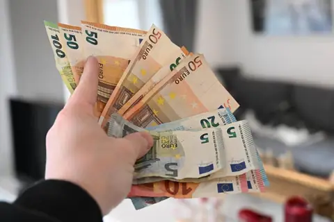 How To Build Wealth the Right Way