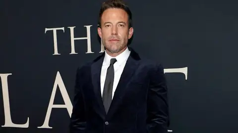 Surgeons Expose Ben Affleck’s Cosmetic Surgery at Tom Brady Roast
